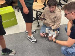 55211028012596243859655072209147444702872391n